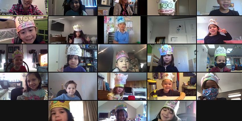 Kindergarten with their 100 days crowns